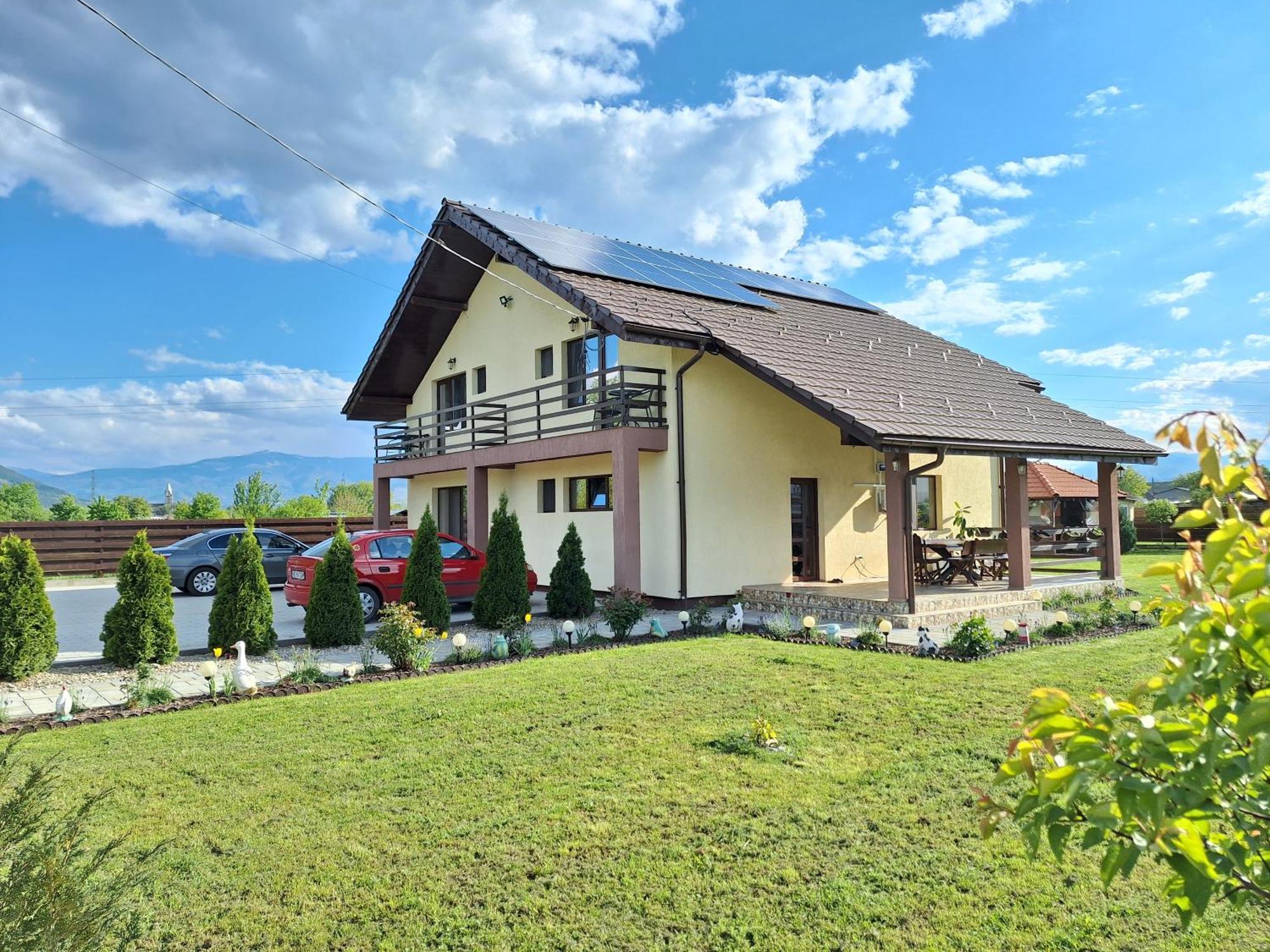 Pensiunea Daria Hateg Exterior photo
